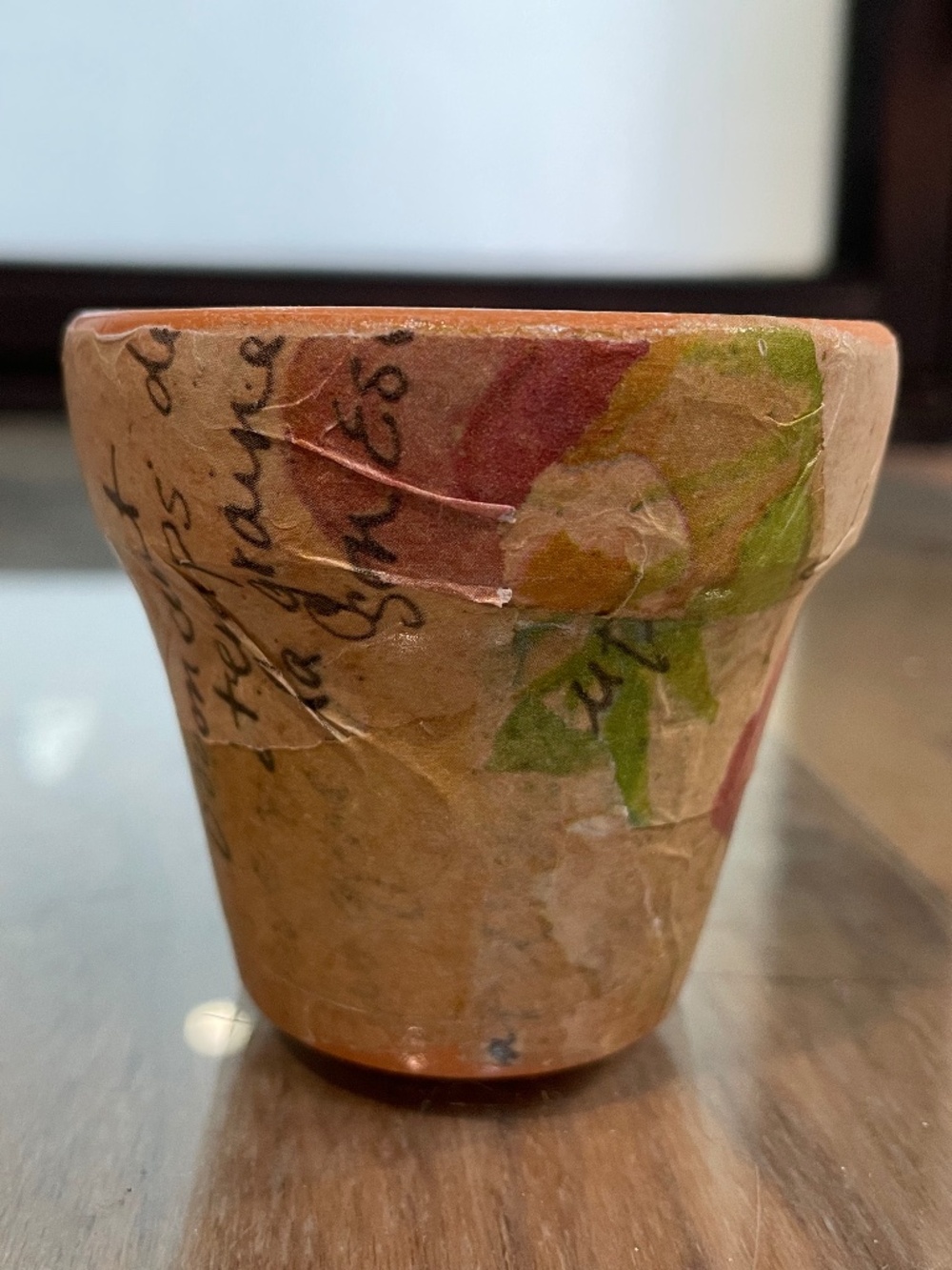Excellent Condition Mini Clay Pot - Picture 5 of 6